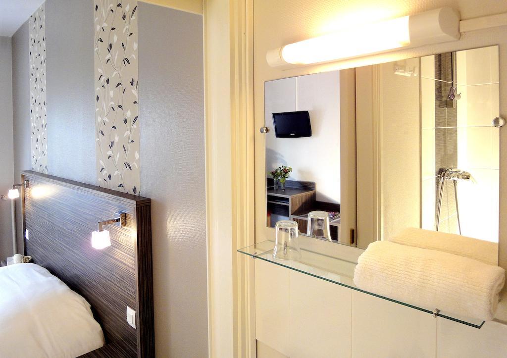 Hotel Les Pecheurs Lorient Kamer foto